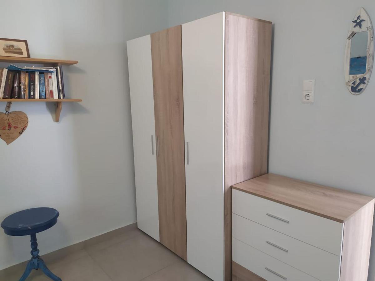 Family House By The Beach Потос Екстер'єр фото